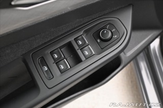 Volkswagen Golf 2,0 TDI 110 kW Life Záruk 2023