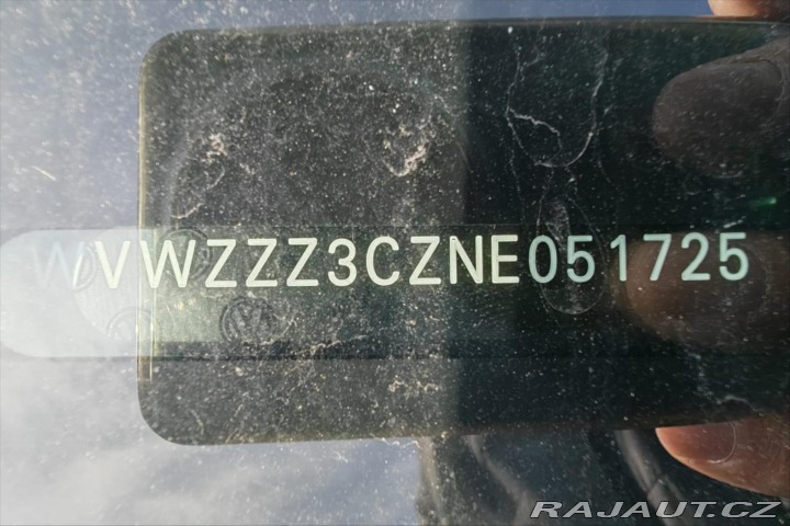 Volkswagen Passat 2,0 TDI 110 kW DSG VŮZ PŘ 2022