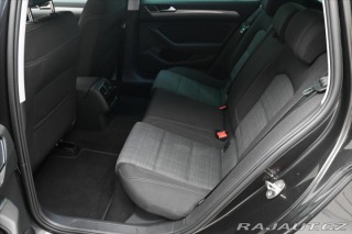 Volkswagen Passat 2,0 TDI 110 kW DSG Busine 2022