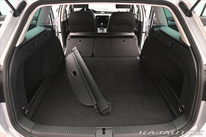 Volkswagen Passat 2,0 TDI 110kW DSG Busines 2022