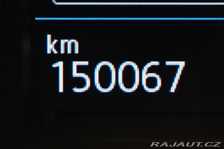 Volkswagen Passat 2,0 TDI 110kW DSG Busines 2022