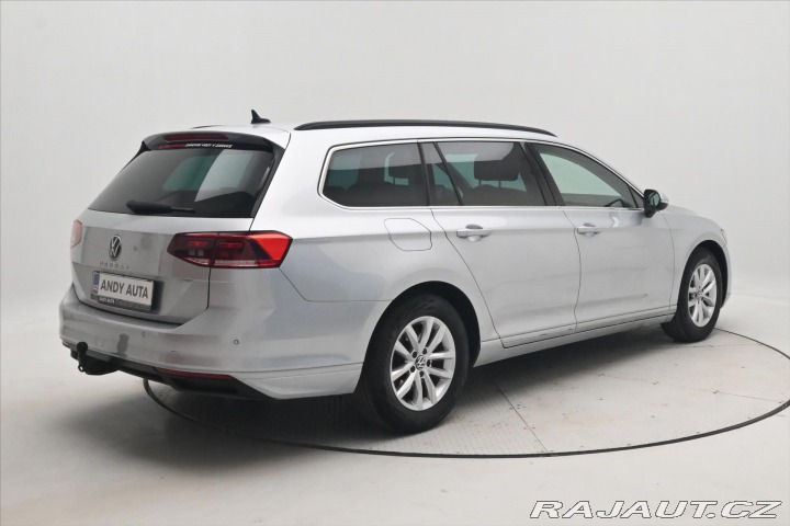 Volkswagen Passat 2,0 TDI 110kW DSG Busines 2022