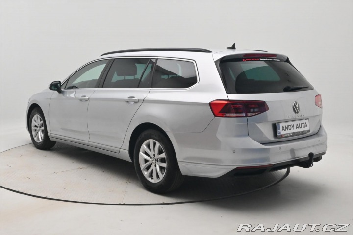 Volkswagen Passat 2,0 TDI 110kW DSG Busines 2022
