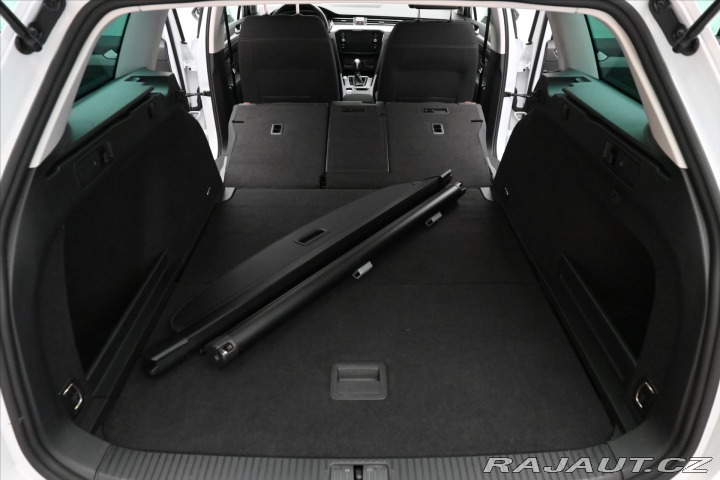 Volkswagen Passat 2,0 TDI 110 kW DSG BUSINE 2022