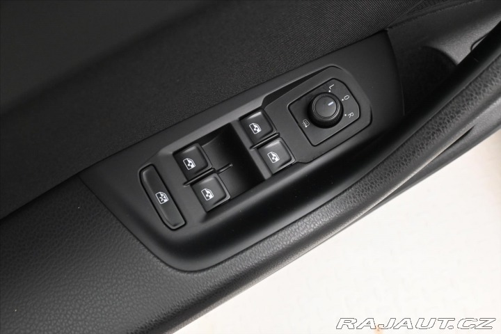 Volkswagen Passat 2,0 TDI 110 kW DSG BUSINE 2022