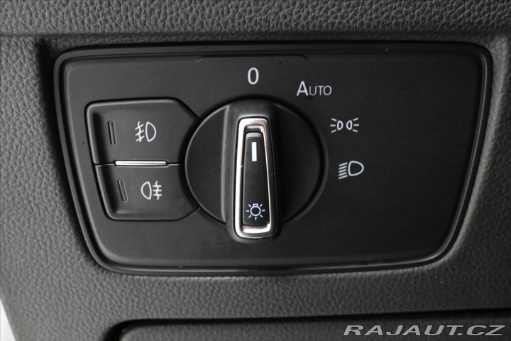 Volkswagen Passat 2,0 TDI 110 kW DSG BUSINE 2022