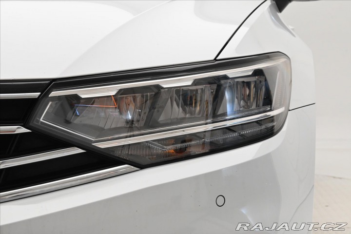Volkswagen Passat 2,0 TDI 110 kW DSG BUSINE 2022
