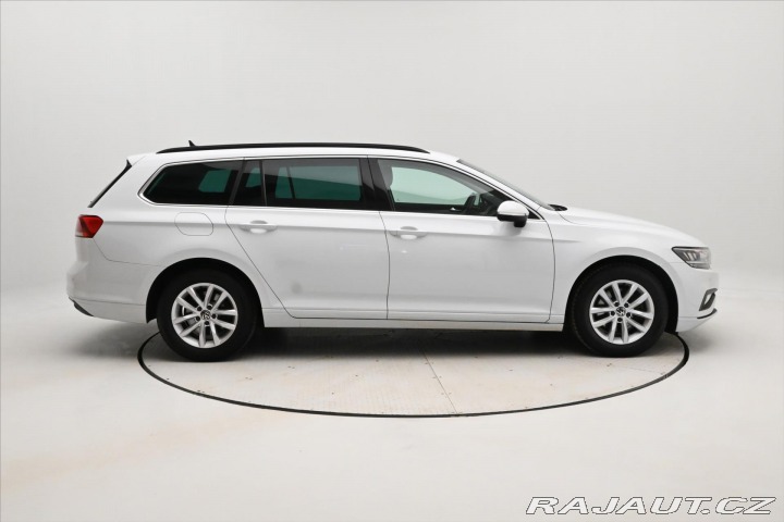 Volkswagen Passat 2,0 TDI 110 kW DSG BUSINE 2022