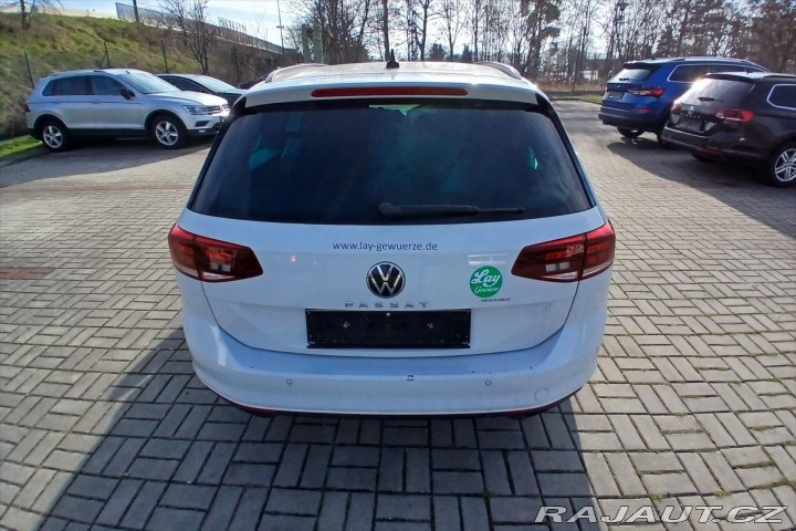 Volkswagen Passat 2,0 TDI 110 kW DSG VŮZ PŘ 2022
