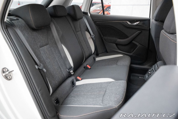 Škoda Kamiq 1.6 TDI STYLE*KESSY*ČR 1. 2020