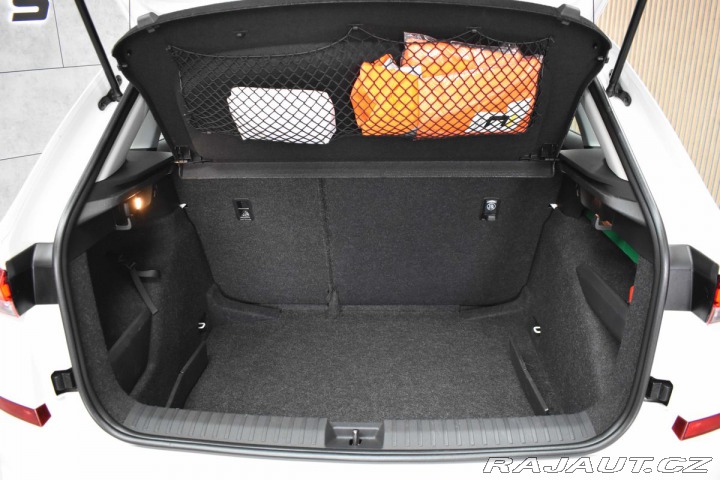 Škoda Kamiq 1.6 TDI STYLE*KESSY*ČR 1. 2020