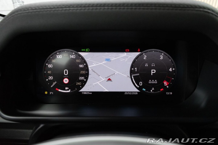 Land Rover Defender 110 D300 SE *ZÁRUKA*TAŽNÉ 2023