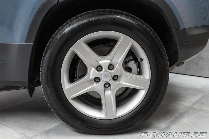 Land Rover Defender 110 D300 SE *ZÁRUKA*TAŽNÉ 2023