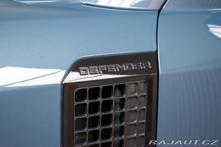 Land Rover Defender 110 D300 *REZERVACE* 2023