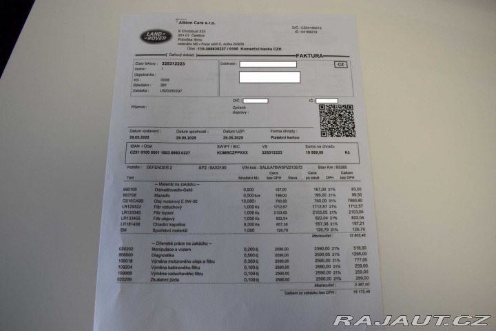 Land Rover Defender 110 D300 SE *ZÁRUKA*TAŽNÉ 2023