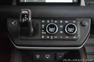 Land Rover Defender 110 D300 SE *ZÁRUKA*TAŽNÉ 2023