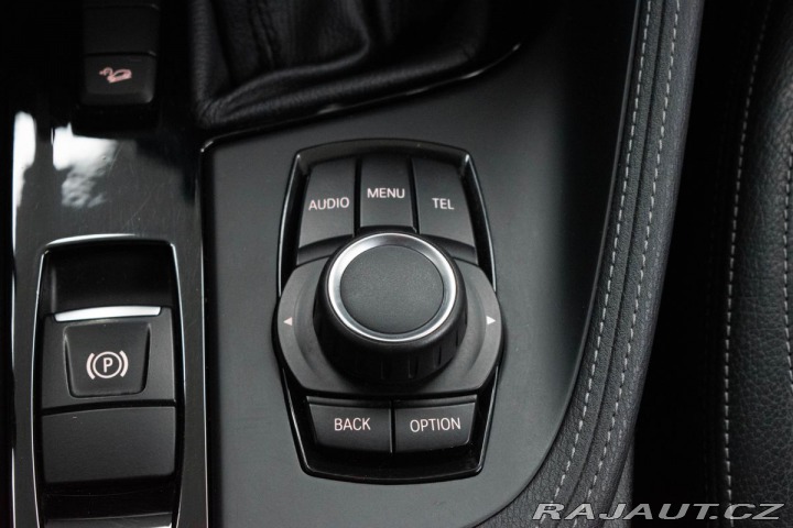 BMW X1 xDrive25d REZERVACE 2017
