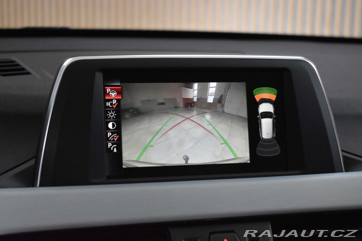 BMW X1 xDrive25d REZERVACE 2017