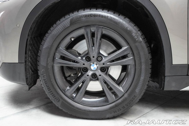 BMW X1 xDrive25d REZERVACE 2017