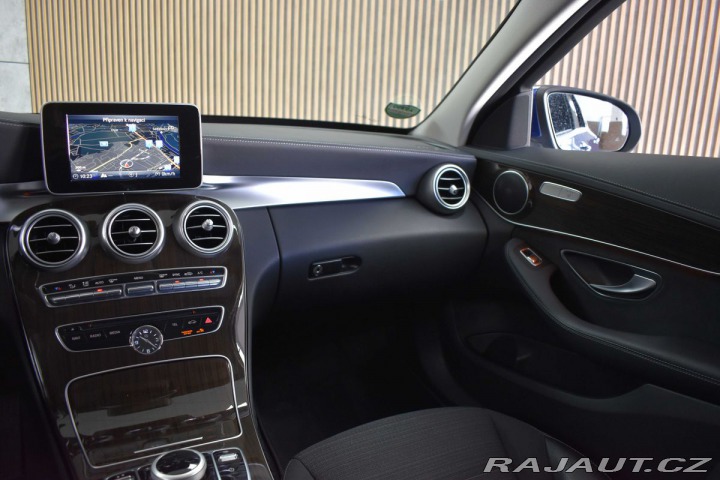 Mercedes-Benz C C 250d 4MATIC*AMG*TAŽNÉ*Č 2017