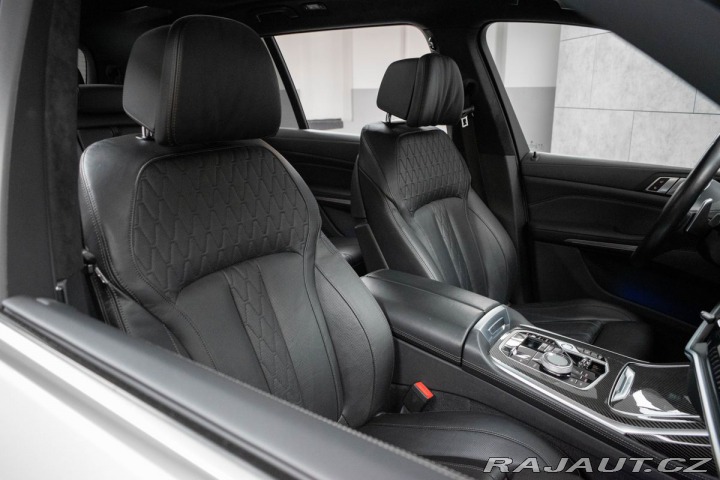 BMW X7 xD 40d ///M*TAŽNÉ*7.MÍST* 2022