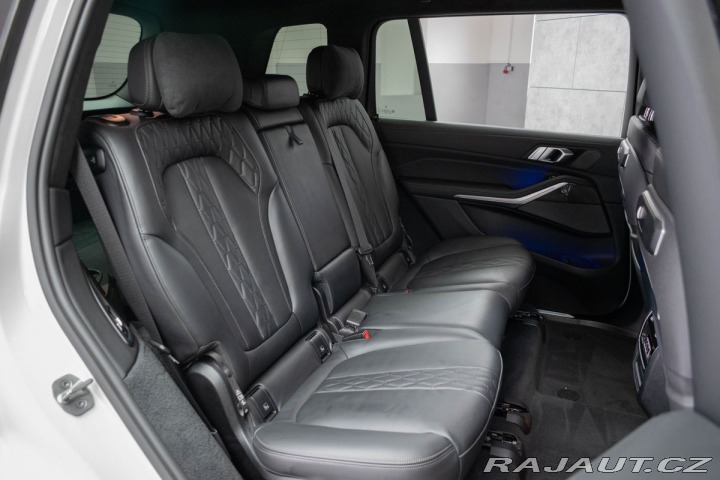 BMW X7 xD 40d ///M*TAŽNÉ*7.MÍST* 2022