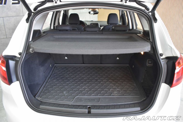 BMW 2 Active Tourer 216d *PANOR 2016