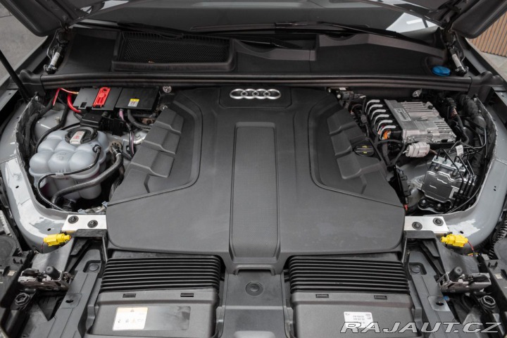Audi Q7 50 TDI REZERVACE 2023