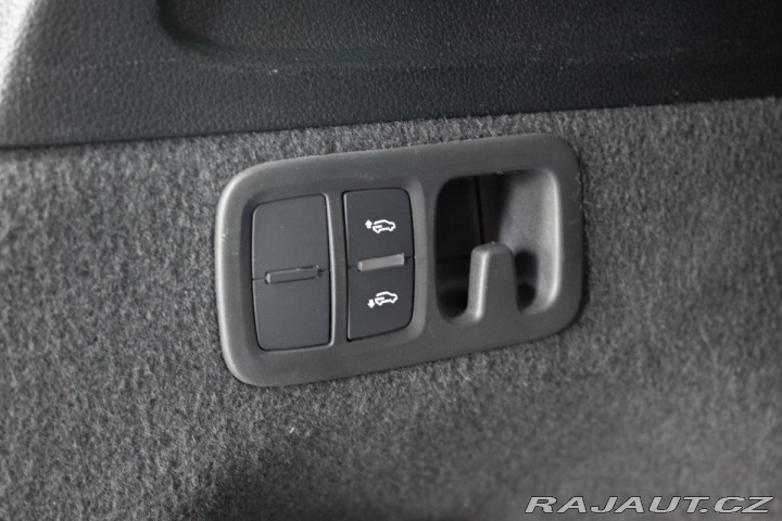 Audi Q7 50 TDI REZERVACE 2023