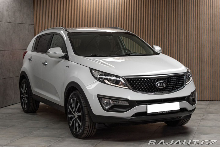 Kia Sportage 2.0 CRDi 4x4*2xKOLA*TAŽNÉ 2015