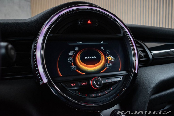 Mini Cooper John Works REZERVACE 2017