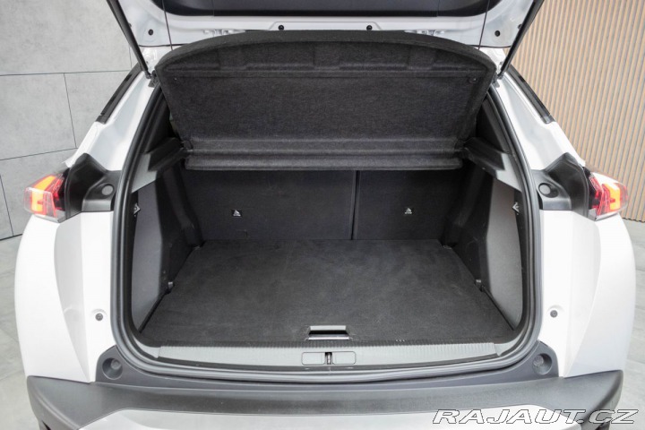 Peugeot 2008 1.5 BlueHDi TAŽNÉ*DPH*ČR 2022