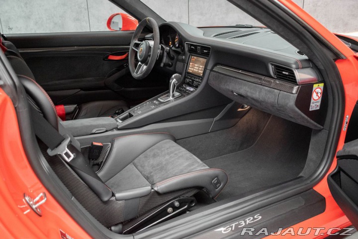 Porsche 911 GT3 RS 4.0 !Najeto 14.885 2016