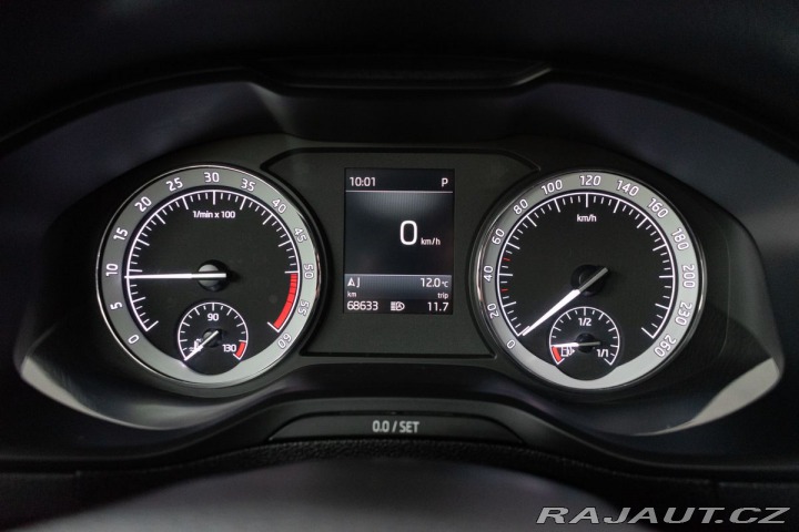 Škoda Karoq 1.6 TDI STYLE*REZERVACE* 2019