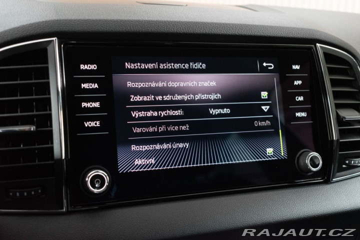 Škoda Karoq 1.6 TDI STYLE*REZERVACE* 2019