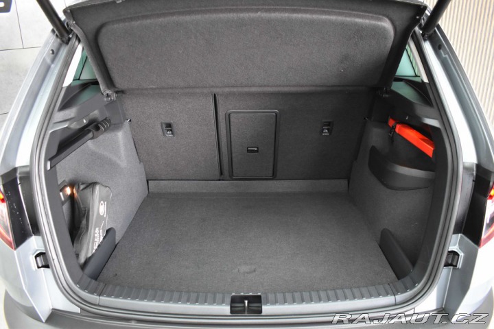 Škoda Karoq 1.6 TDI STYLE*REZERVACE* 2019