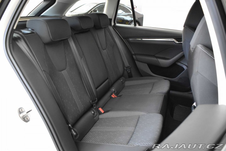 Škoda Octavia 2.0 TDI STYLE*KESSY*DPH*Č 2023