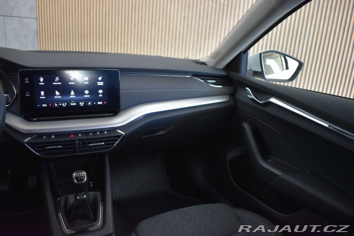 Škoda Octavia 2.0 TDI STYLE*KESSY*DPH*Č 2023