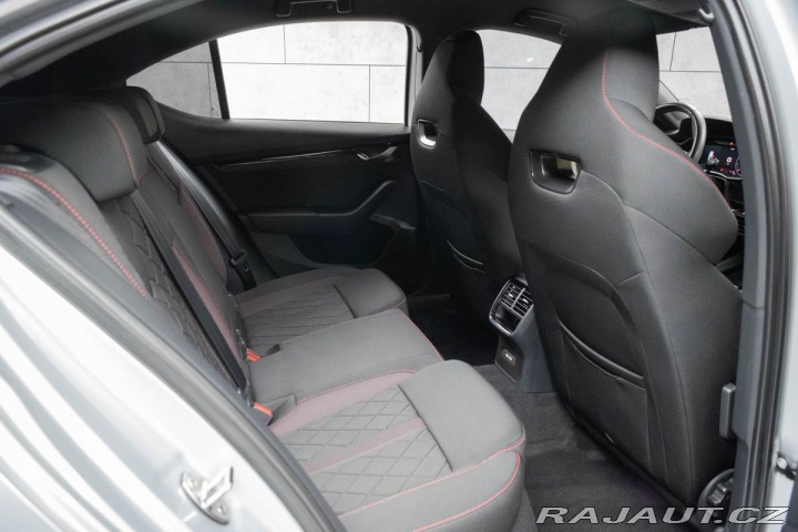 Škoda Octavia RS 2.0 TDI REZERVACE 2022