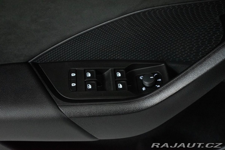 Škoda Octavia RS 2.0 TDI REZERVACE 2022
