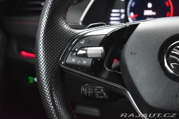 Škoda Octavia RS 2.0 TDI REZERVACE 2022