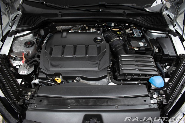 Škoda Octavia RS 2.0 TDI REZERVACE 2022