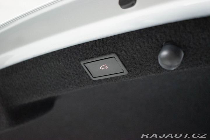 Škoda Octavia RS 2.0 TDI REZERVACE 2022