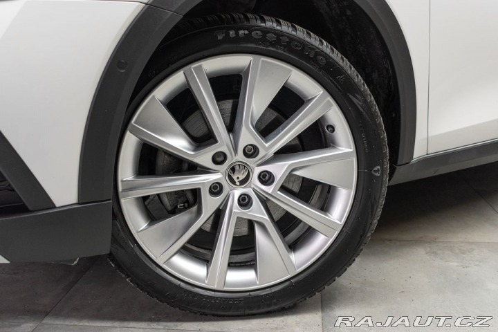 Škoda Octavia SCOUT 2.0 TSI 4x4*TAŽNÉ*Č 2022