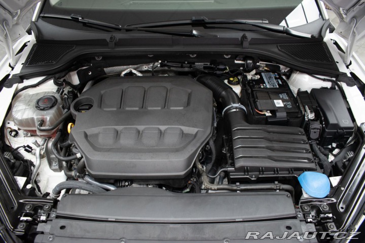 Škoda Octavia SCOUT 2.0 TSI 4x4*TAŽNÉ*Č 2022