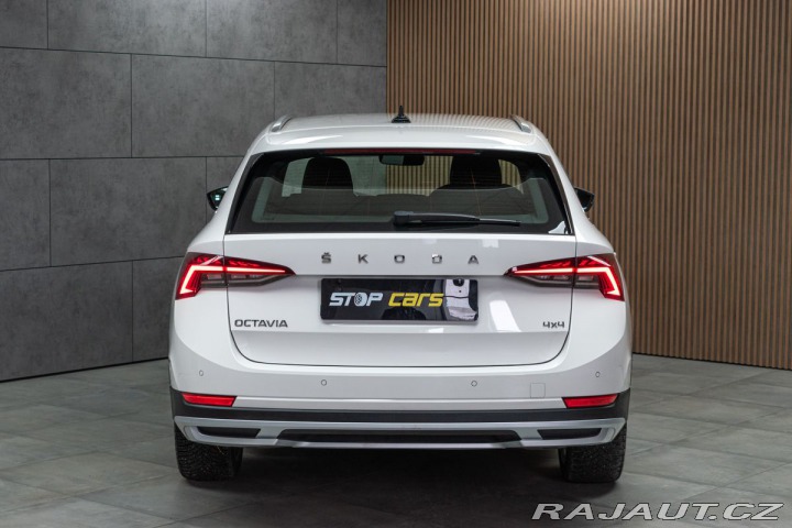Škoda Octavia SCOUT 2.0 TSI 4x4*TAŽNÉ*Č 2022