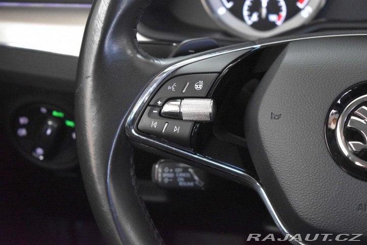 Škoda Superb 2.0 TDI DSG*TAŽNÉ*KAMERA* 2021