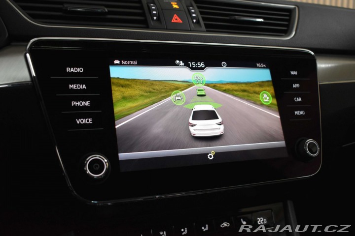 Škoda Superb 2.0 TDI DSG*TAŽNÉ*KAMERA* 2021