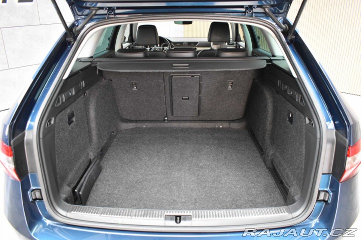 Škoda Superb 2.0 TDI DSG*TAŽNÉ*KAMERA* 2021