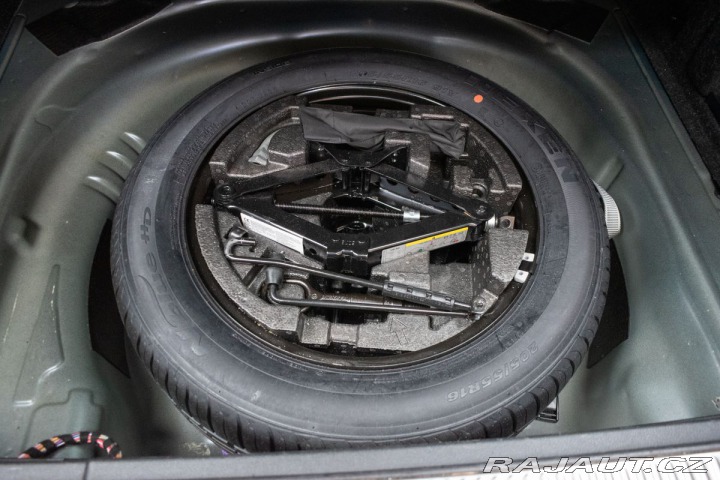 Škoda Superb 2.0 TDI DSG*TAŽNÉ*KAMERA* 2021